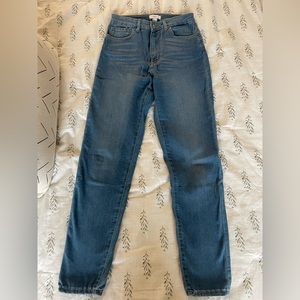 Forever 21 Womens Straight Leg High Waisted Jeans. Size 29 (8).